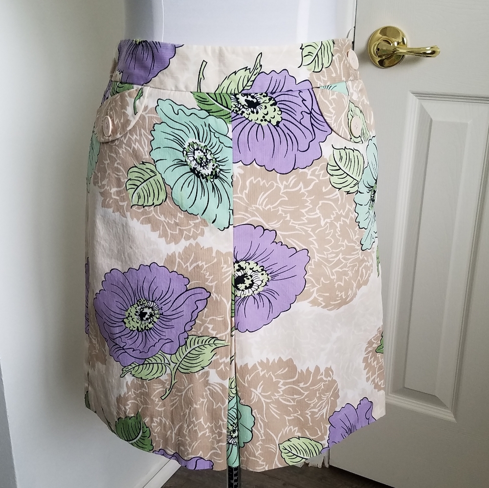 LOFT Floral Skirt w/  Pockets